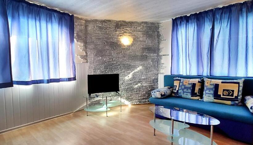 수피리어 스튜디오, Sineva Guest House