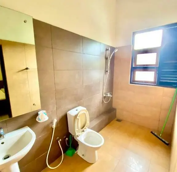 Quarto Estandar Individual com Sacada, Surf Range