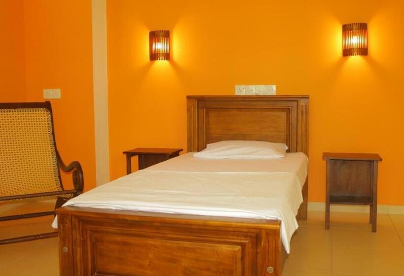 Standard Einzelzimmer mit Balkon, Surf Range