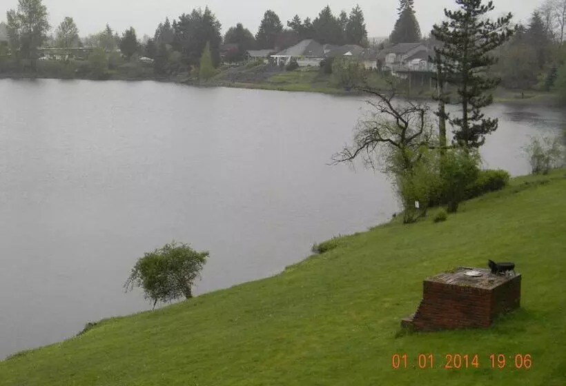 ファミリールーム, Lakeview Inn Centralia
