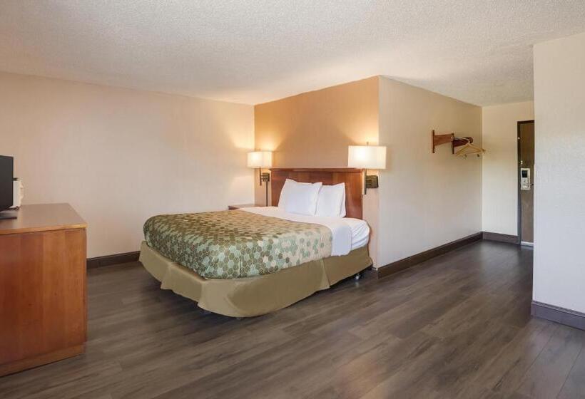 带大床的标准间, Rodeway Inn