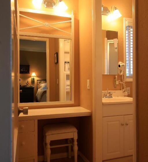 Номер Стандарт 2 Двуспальные Кровати, The Tides Laguna Beach