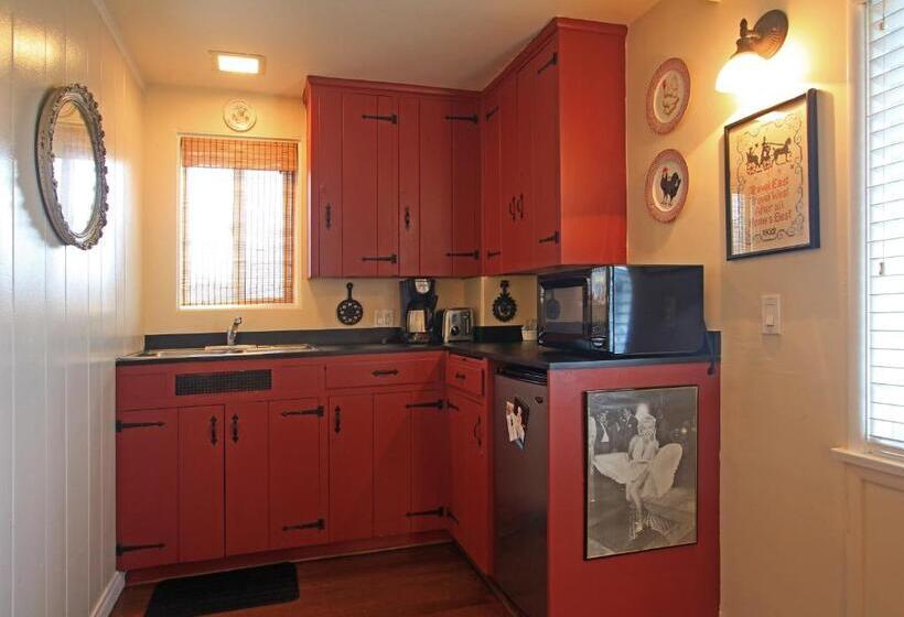 Номер Deluxe, The Tides Laguna Beach