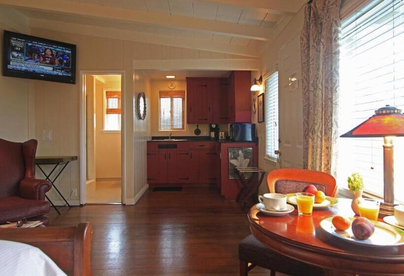 Номер Deluxe, The Tides Laguna Beach