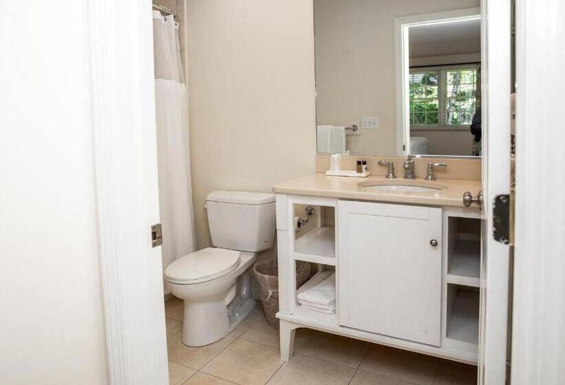 Номер Superior Кровать Кинг, Three Village Inn