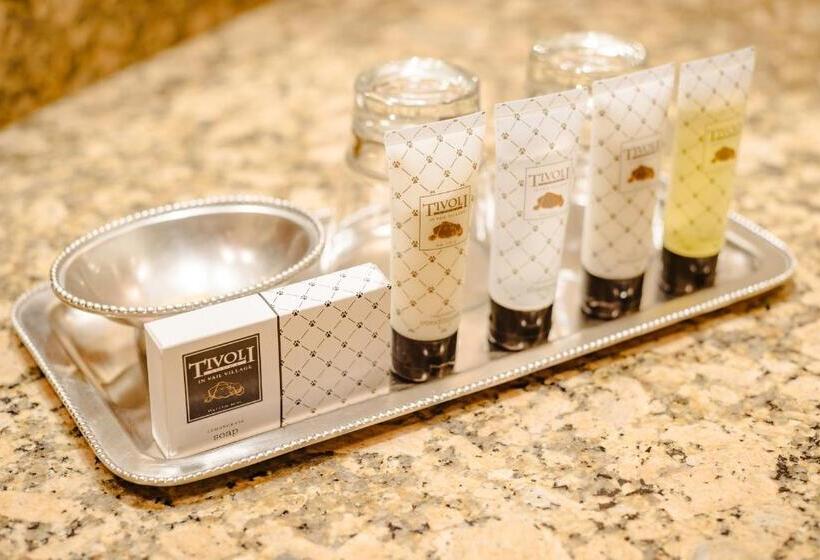 غرفة قياسية سرير كينج, Tivoli Lodge