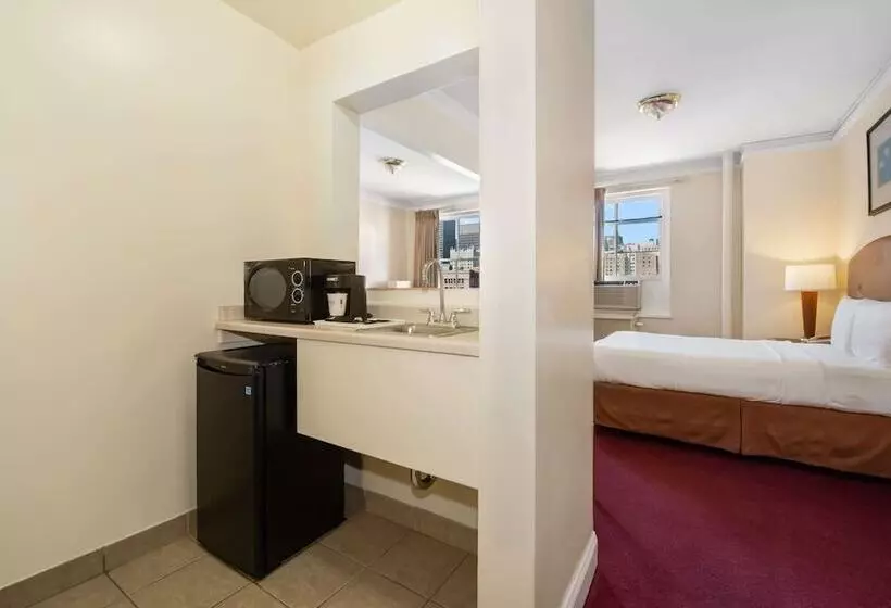 デラックスルーム, Travelodge By Wyndham Downtown Chicago