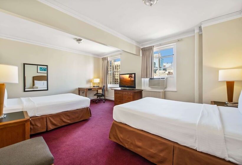 豪华房间, Travelodge By Wyndham Downtown Chicago