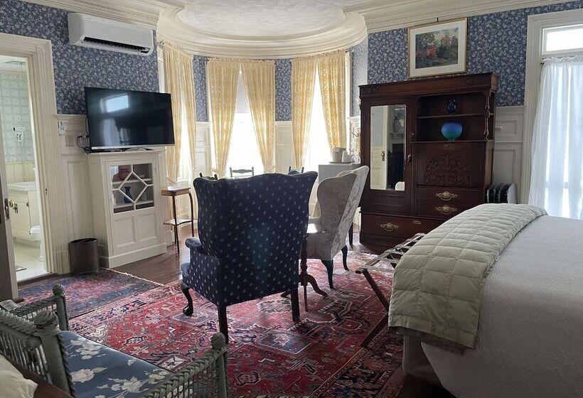 Номер Стандарт, Moseley Cottage Inn And The Town Motel