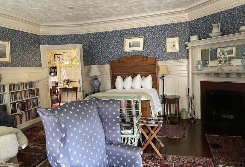 Номер Стандарт, Moseley Cottage Inn And The Town Motel