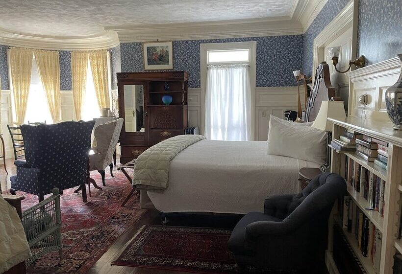 Номер Стандарт, Moseley Cottage Inn And The Town Motel