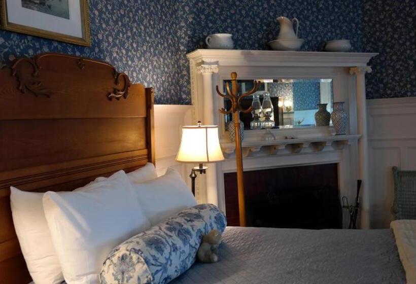 Номер Стандарт, Moseley Cottage Inn And The Town Motel