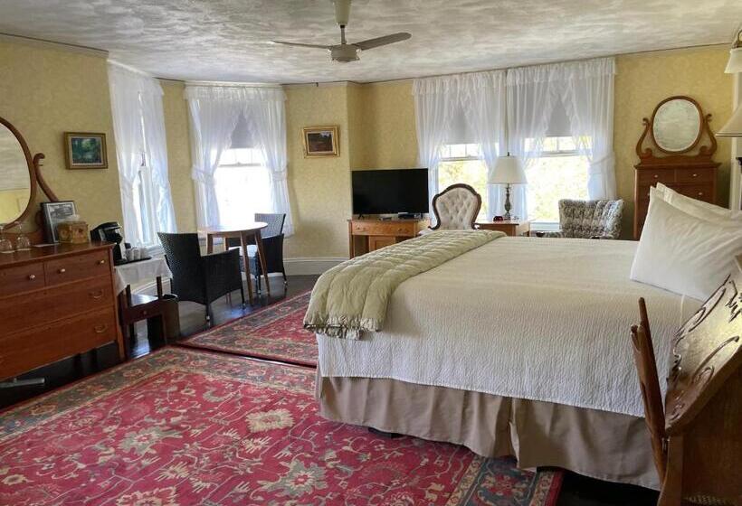 Номер Deluxe Кровать Кинг, Moseley Cottage Inn And The Town Motel