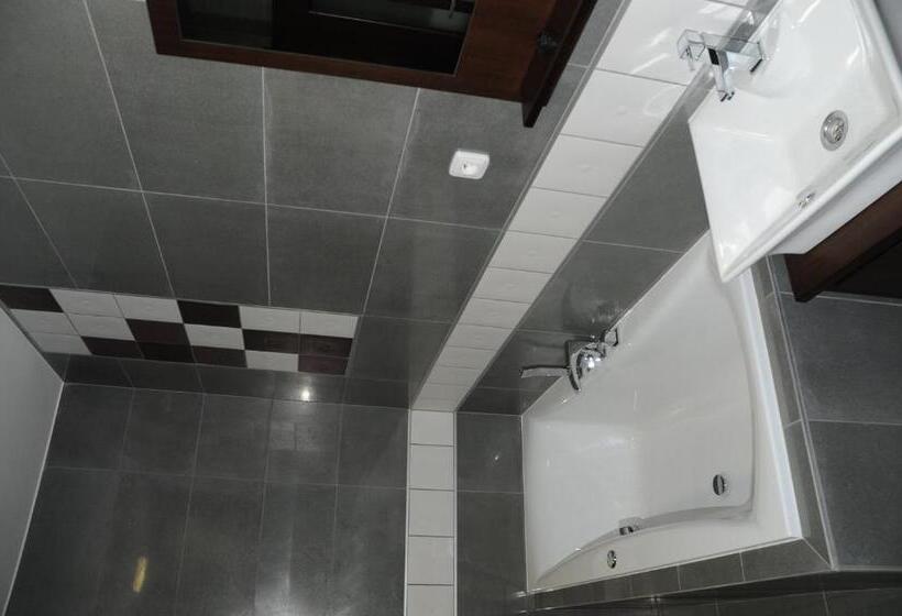 סוויטה דלוקס, Penzion Luxury