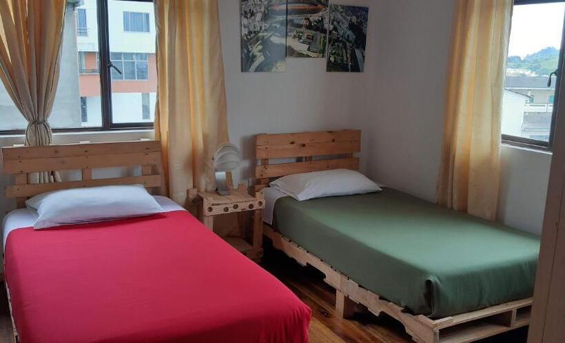 Семейный Номер, Hostal Triangulo Del Cafe