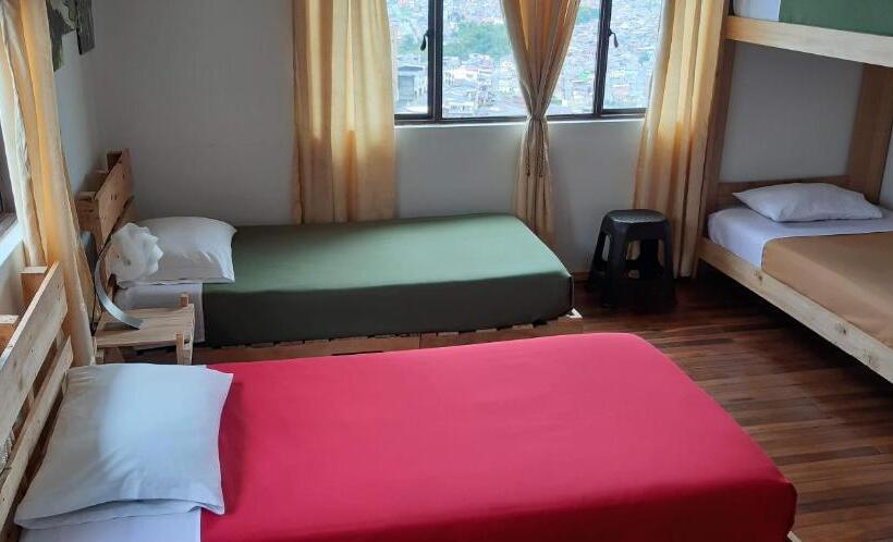 Семейный Номер, Hostal Triangulo Del Cafe