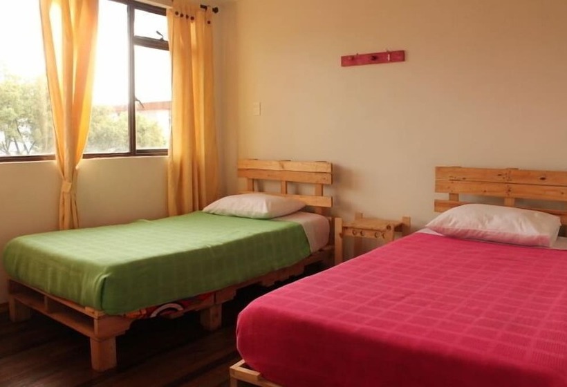 Номер Стандарт Четырехместный Совместный Санузел, Hostal Triangulo Del Cafe