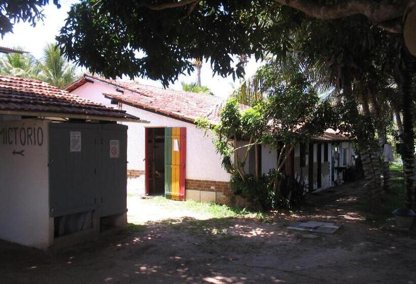 מיטה בחדר מעונות עם מקלחת משותפת, Hospedaria Cumuruxatiba