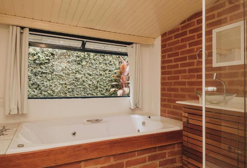 스탠다드 자쿠지 룸, A Casa Da Fazenda