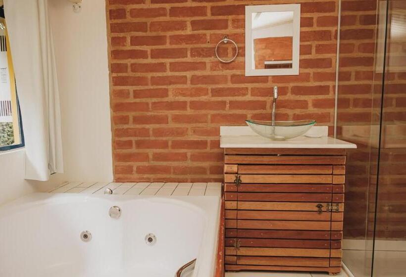 스탠다드 자쿠지 룸, A Casa Da Fazenda