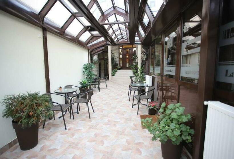 اتاق استاندارد, Garni Hotel Laguna Lux