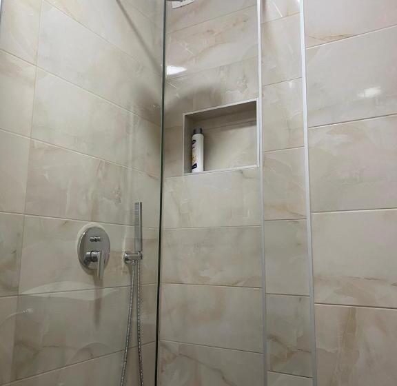 اتاق لوکس سه تخته, Prenoćište Stari Grad   Old Town