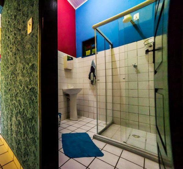 이코노이 4인룸, Hostel Cores Do Pelô