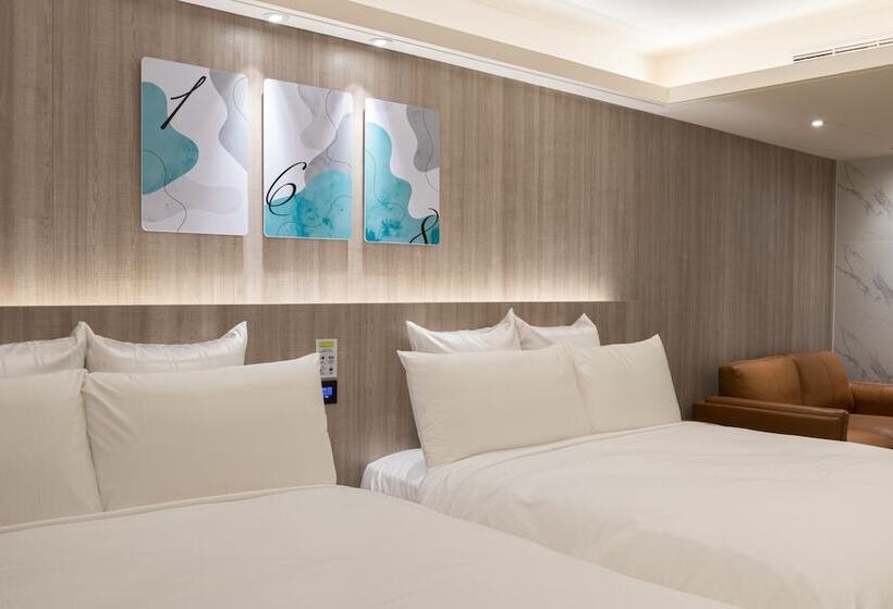 اتاق کلاسیک چهارنفره, 168 Motel Zhongli