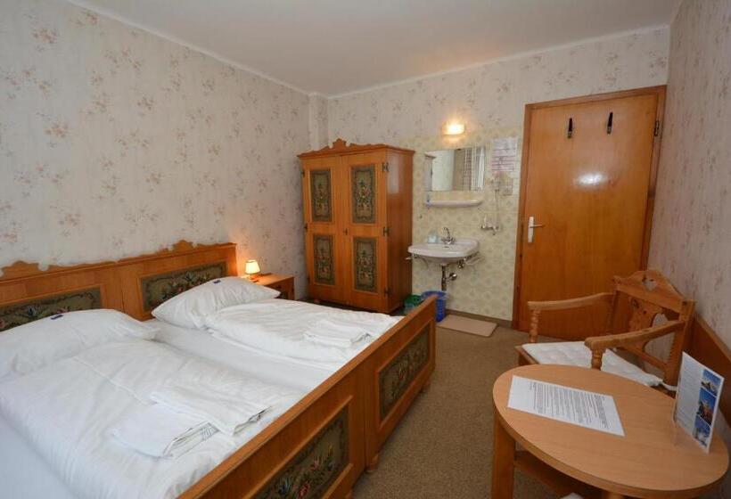 Номер Стандарт, Haus Kleineisen By Châtel Reizen