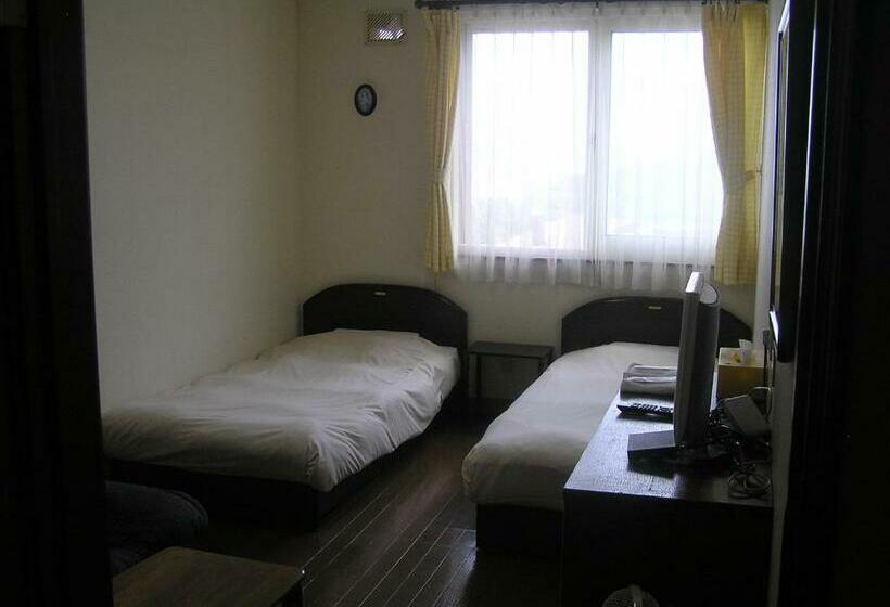 Standard-huone Jaettu Kylpyhuone, Pension Young House