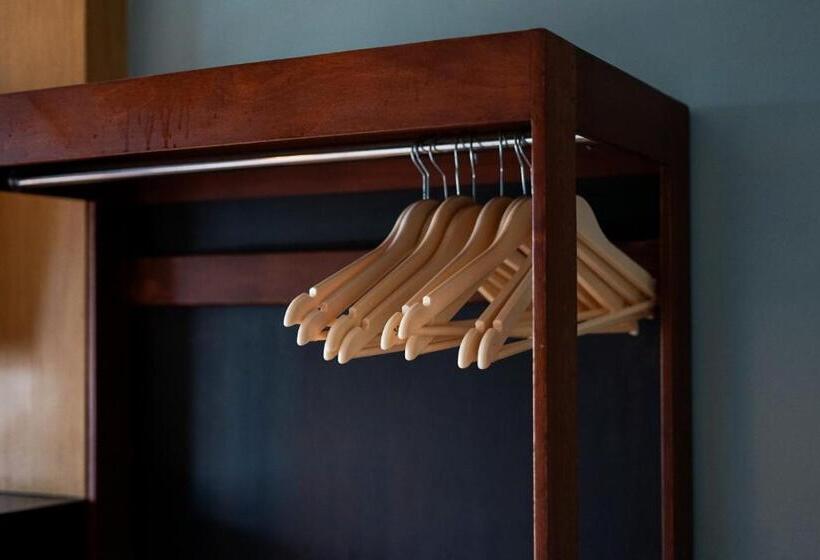 اتاق سوپریور, Sea Cocoon