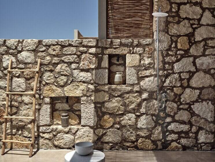 חדר דלוקס נוף לים, The Royal Senses Resort & Spa Crete, Curio Collection Hilton