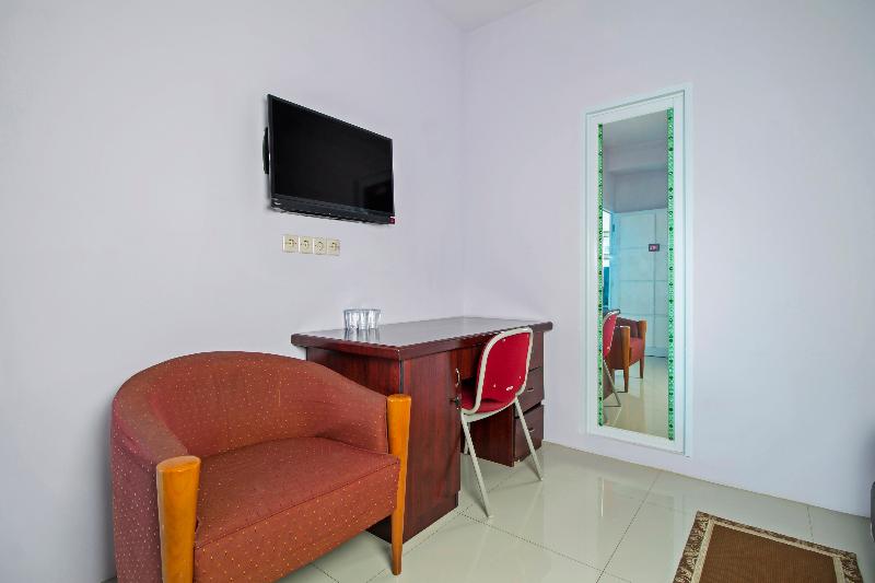 Номер Стандарт, Reddoorz Plus @ Guntur Raya Setiabudi
