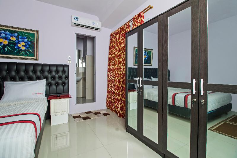 Номер Стандарт, Reddoorz Plus @ Guntur Raya Setiabudi