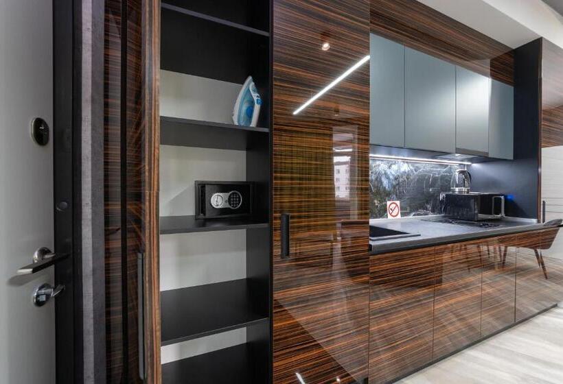 Suite Pezsgőfürdővel, Luxury Apartments Arena Guliver