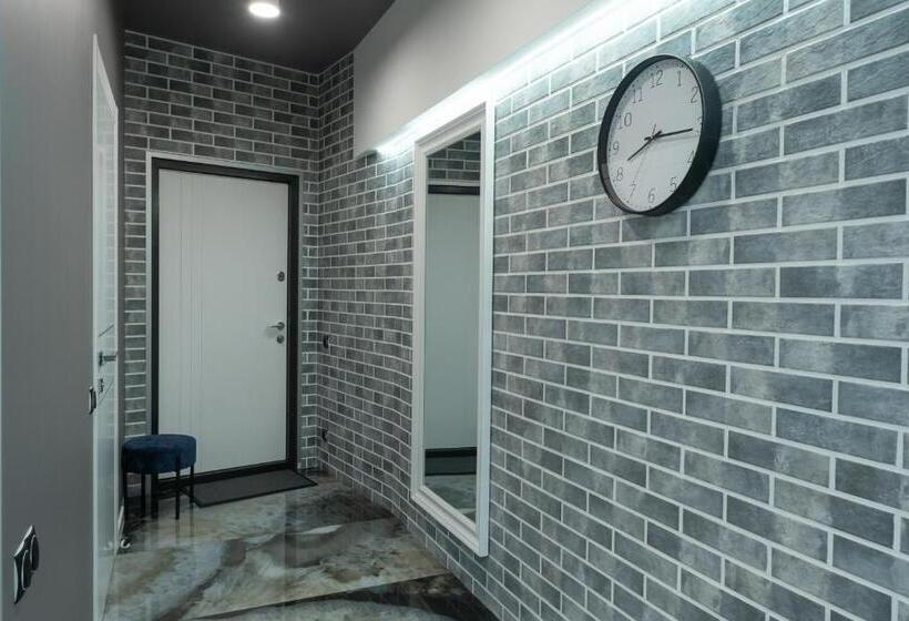 Suite King Size Bed, Luxury Apartments Arena Guliver