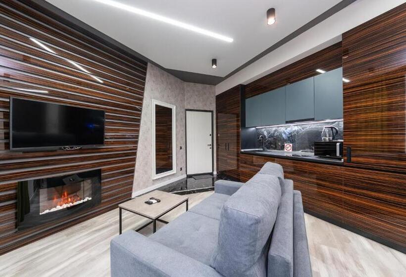 Suite Pezsgőfürdővel, Luxury Apartments Arena Guliver