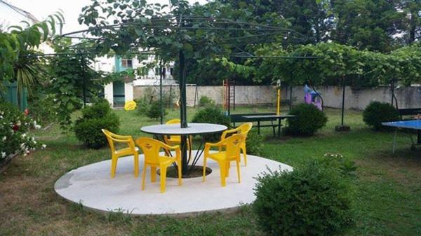 اتاق استاندارد چهار تخته, Luka, Near Church