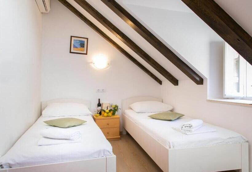 バス共有のスタンダードルーム, Holiday Home Kazerma