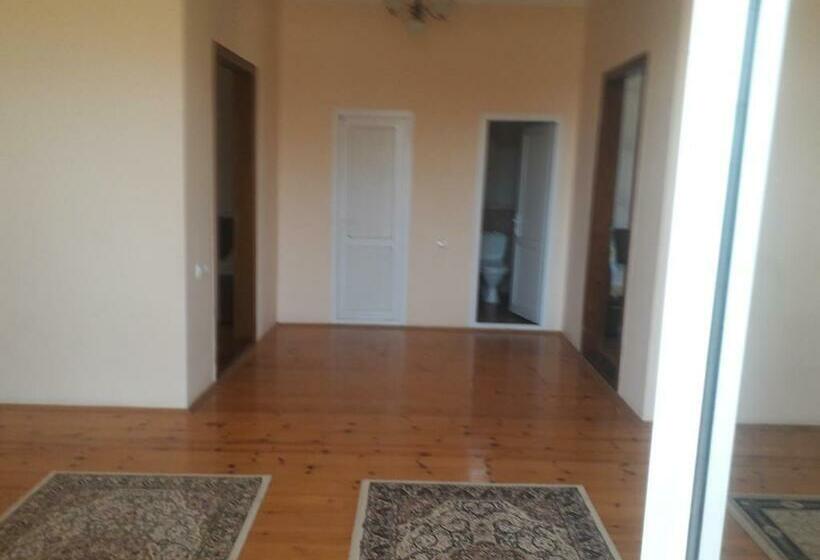 آپارتمان 3 خوابه, Rey