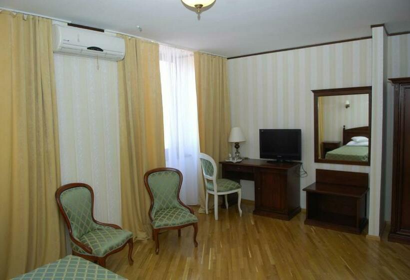 Номер Стандарт, Pensiunea Eden Caransebes