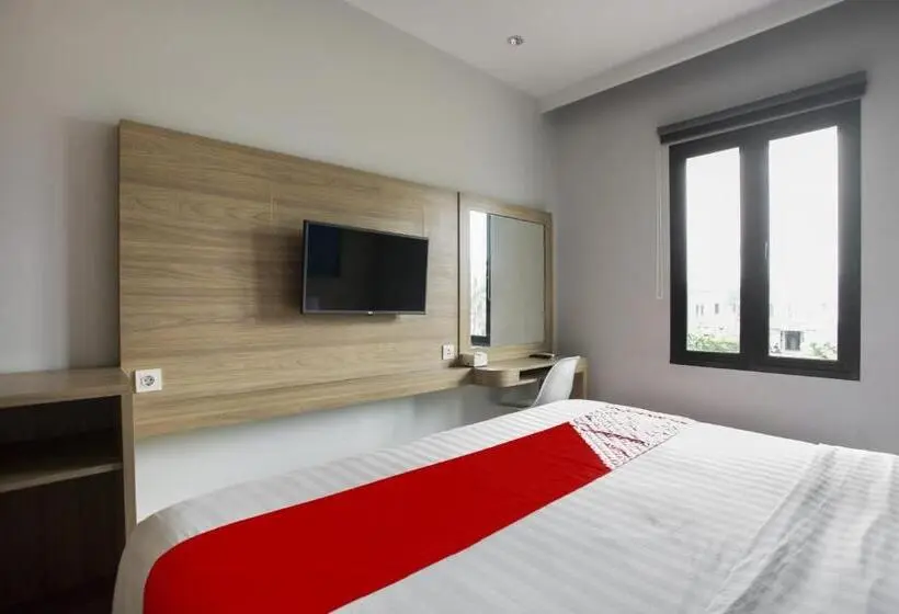 デラックスルーム, Collection O Bekasi Timur Near Gedung Juang Formerly Regia Tambun