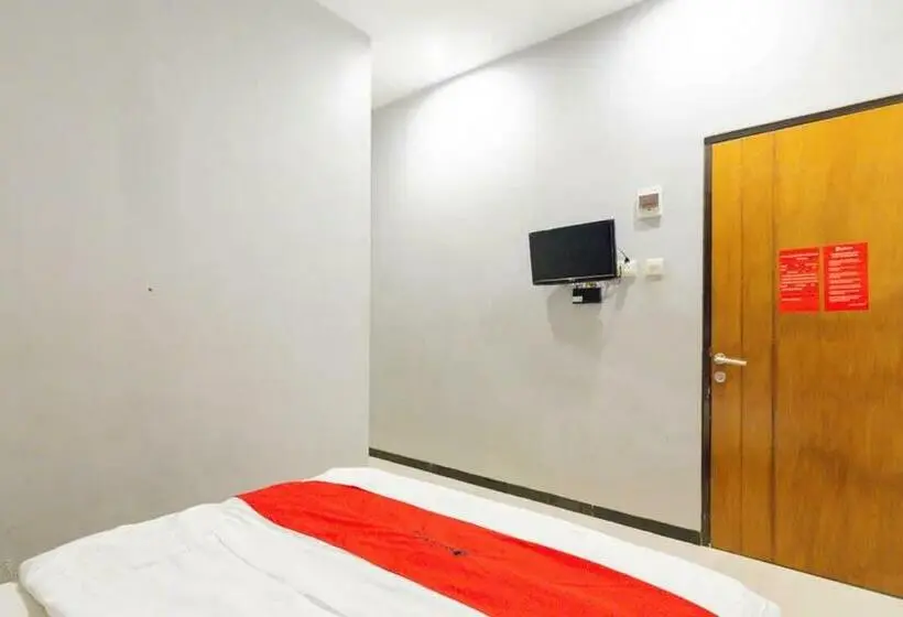 スタンダードルーム, Reddoorz @ Manukan Surabaya