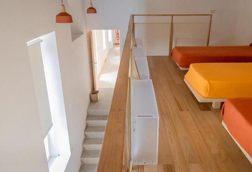 共用房间的床, Agriturismo La Derta