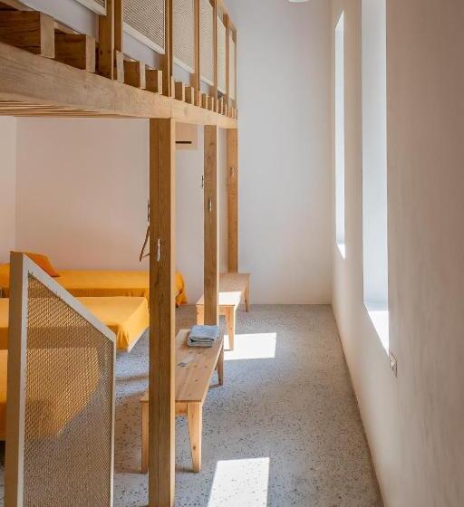 共用房间的床, Agriturismo La Derta