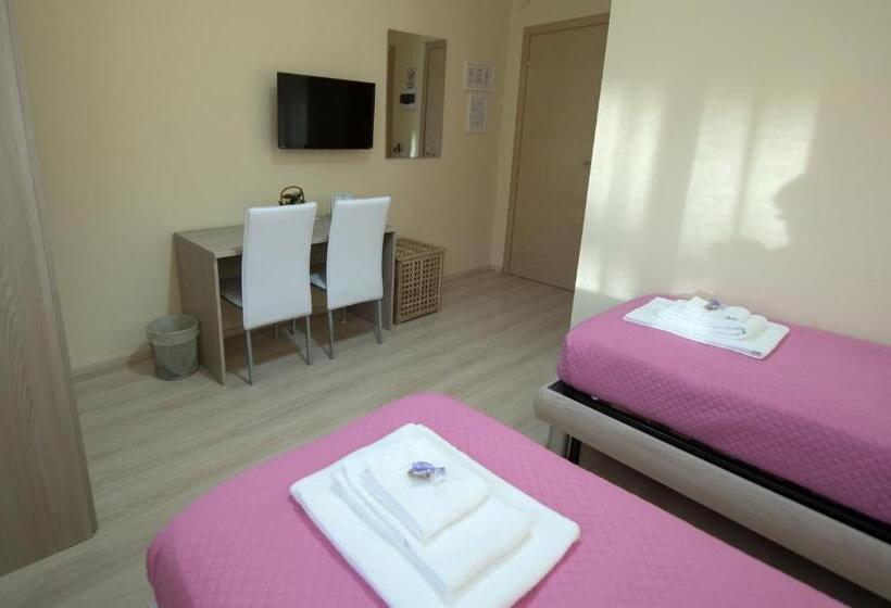 スタンダードルーム, B&b Giunone