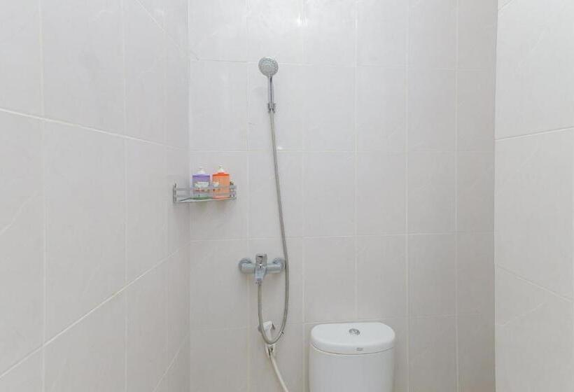 Superior Rum, Urbanview Hotel Near Jatim Park 3 By Reddoorz