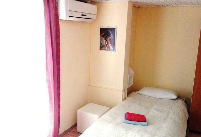 اتاق استاندارد, Pansion Eden