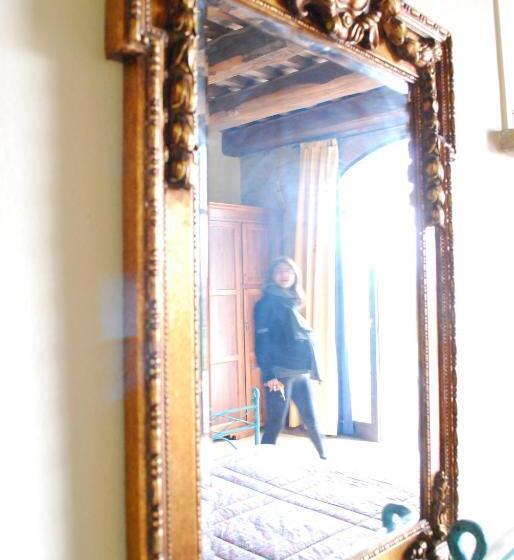 إستوديو قياسى, Agriturismo Le Case Rosse Di Montebuono