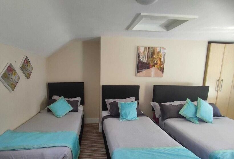 디럭스 룸, Kgt House